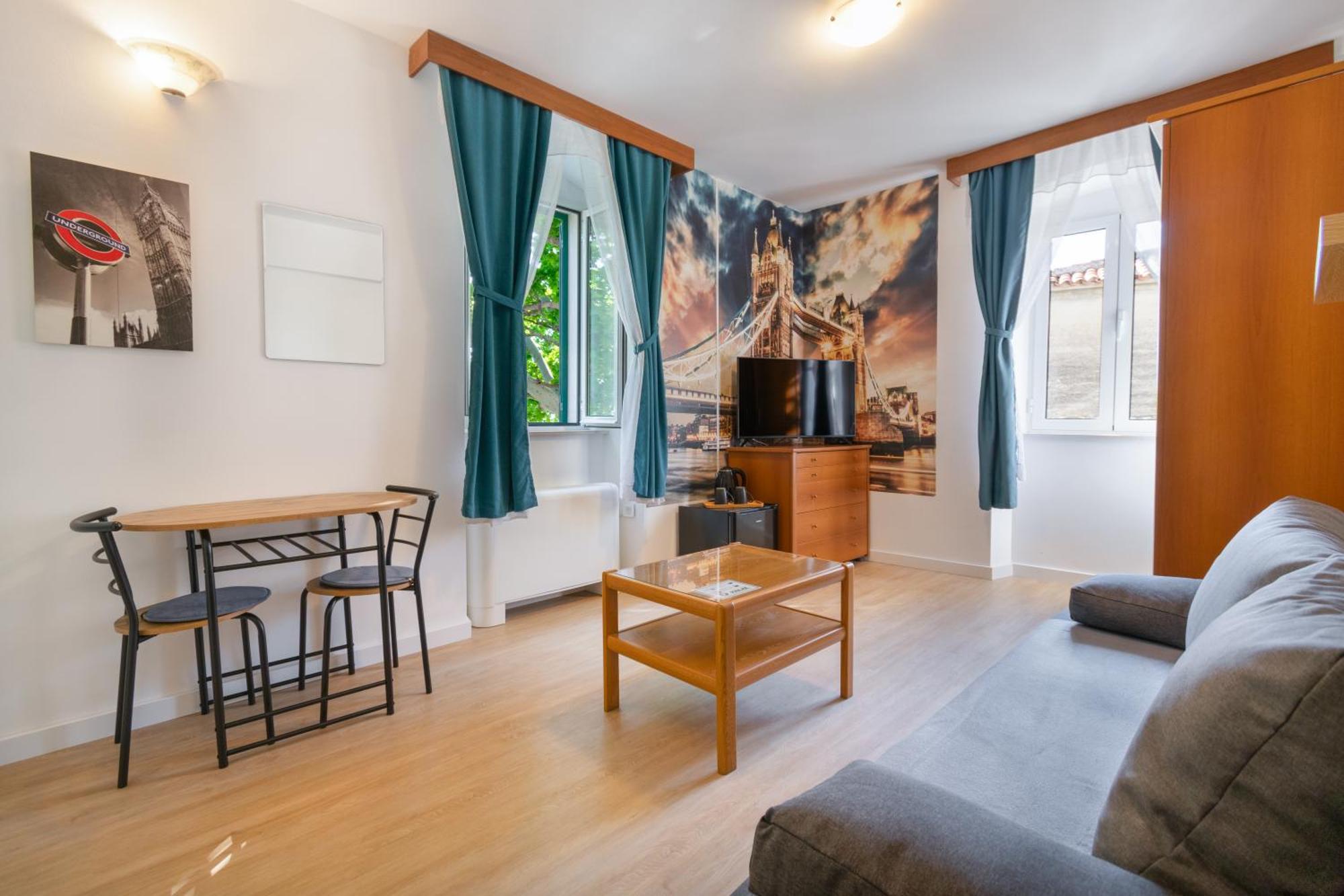 Bed & Breakfast Palac -Free Parking- Baška Voda Εξωτερικό φωτογραφία