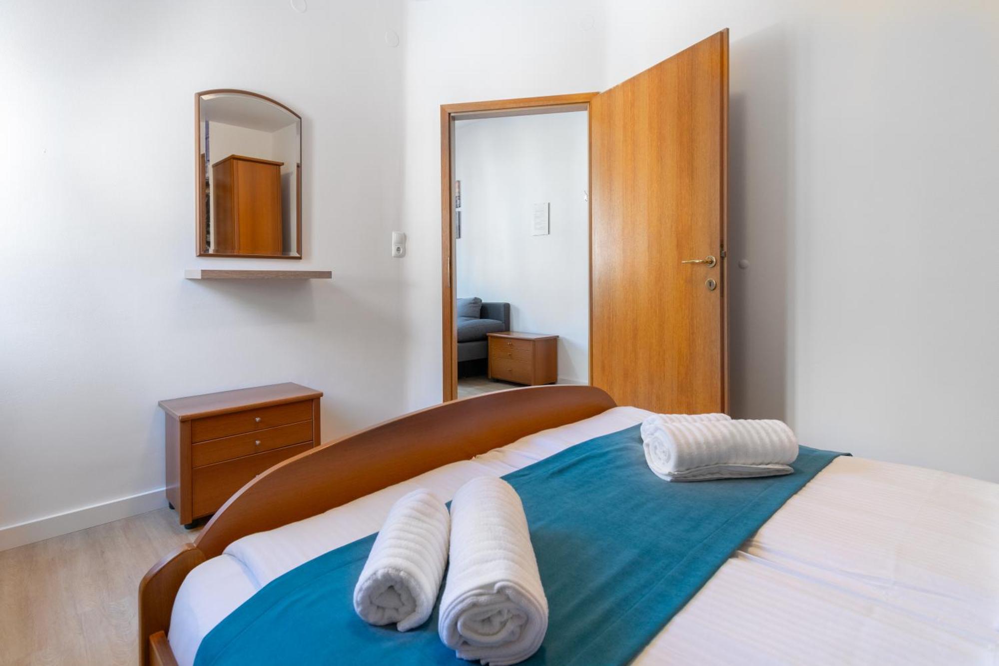 Bed & Breakfast Palac -Free Parking- Baška Voda Εξωτερικό φωτογραφία